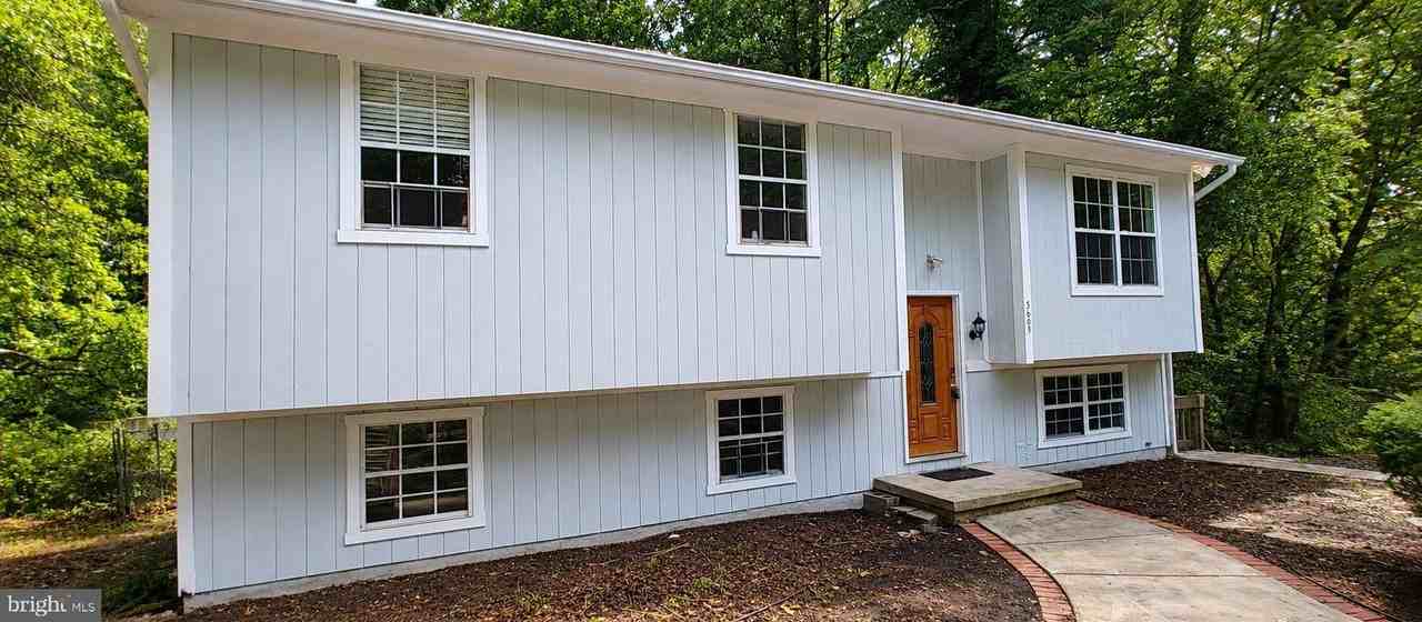 3605 12th St - Photo 3 of 34