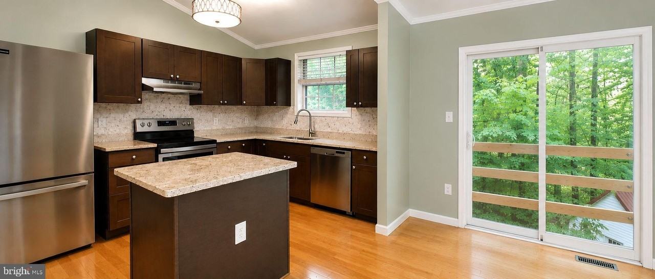 3605 12th St - Photo 6 of 34