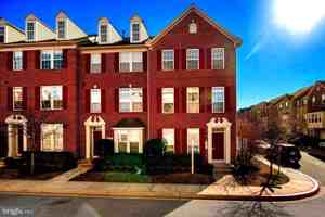 featured image of 4801 Portsmouth Rd #17