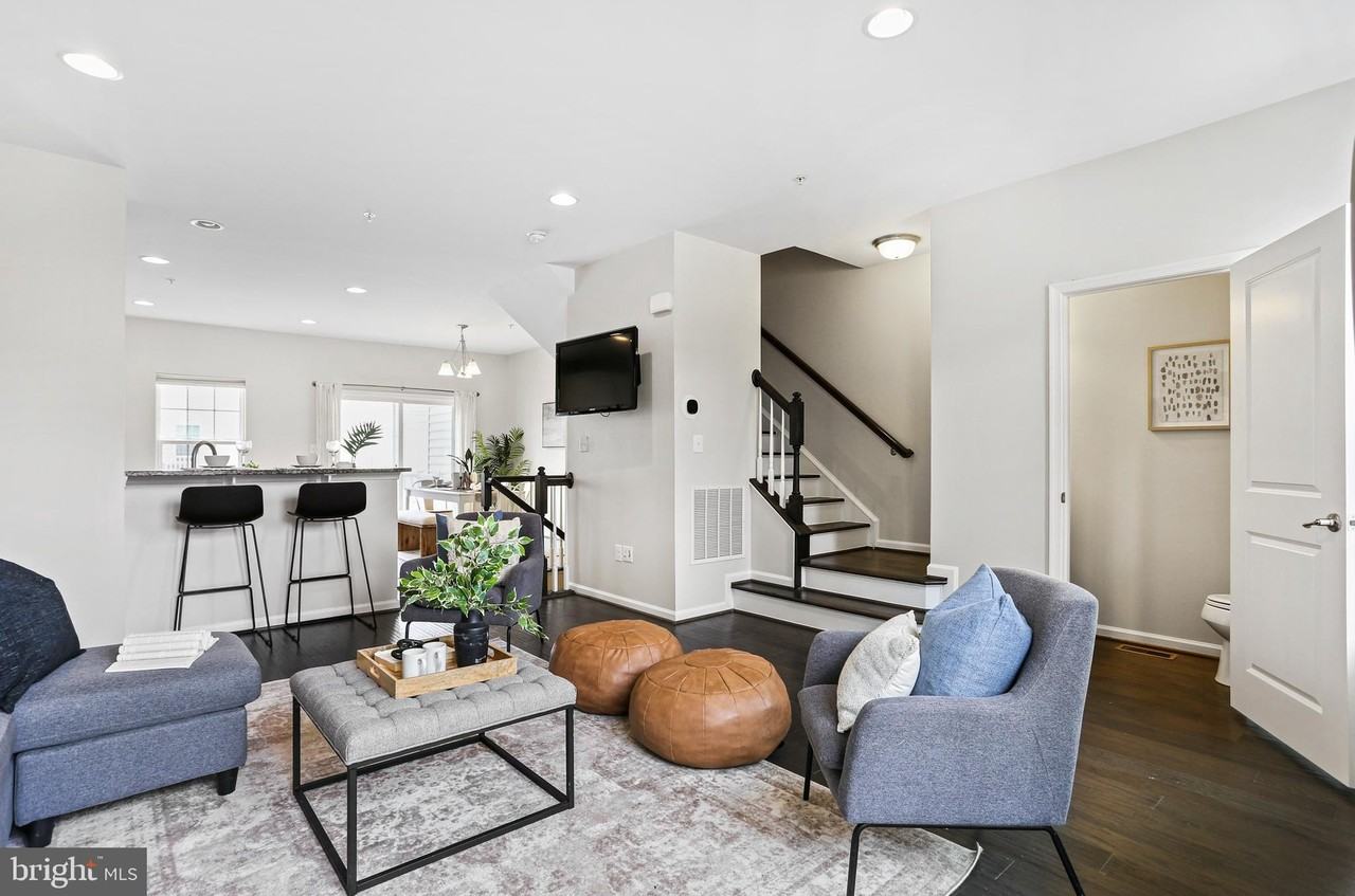 7610 Golden Slumber Ln - Photo 6 of 40
