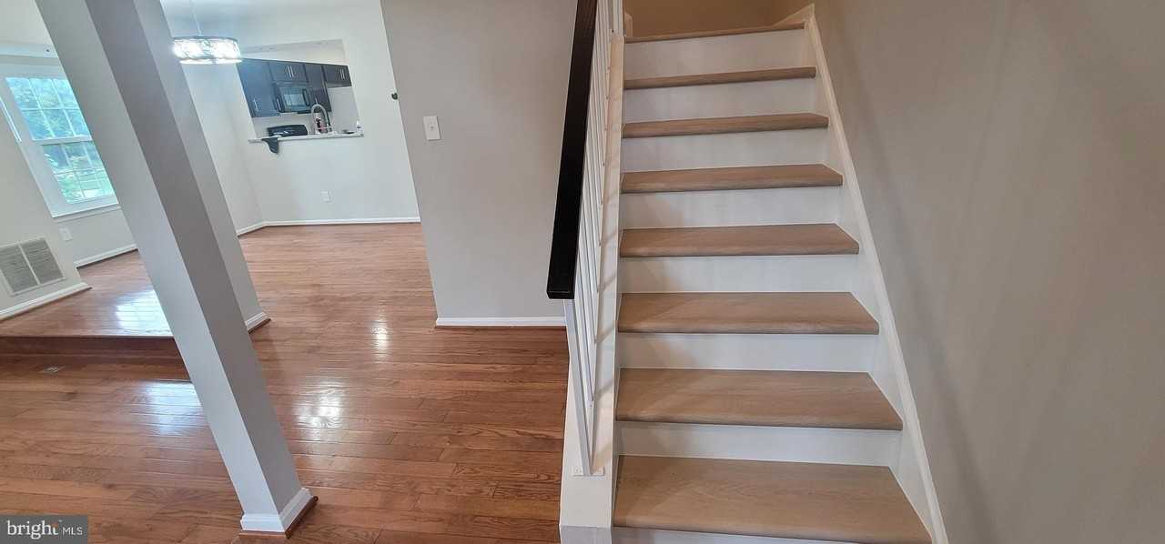 8413 Meadow Green Way - Photo 6 of 27