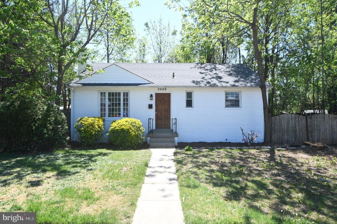 3506 Harrell St - Photo 6 of 50