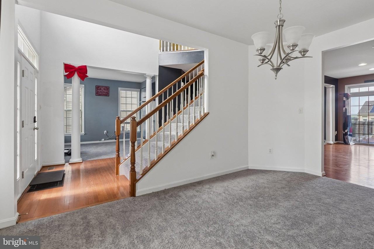 14109 Port Town Rd - Photo 2 of 30