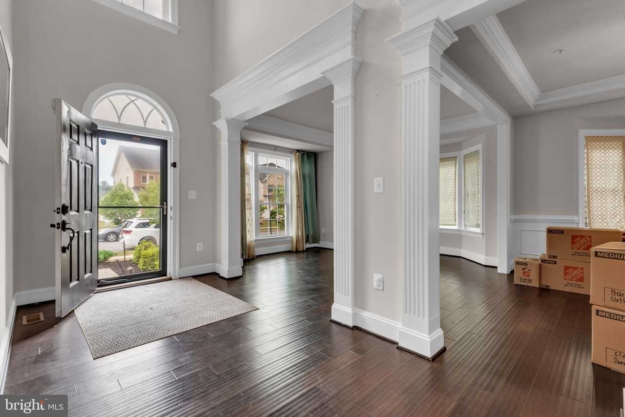 14611 Highbury Ln - Photo 7 of 36