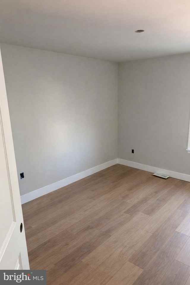 166 East Ave #D - Photo 3 of 6