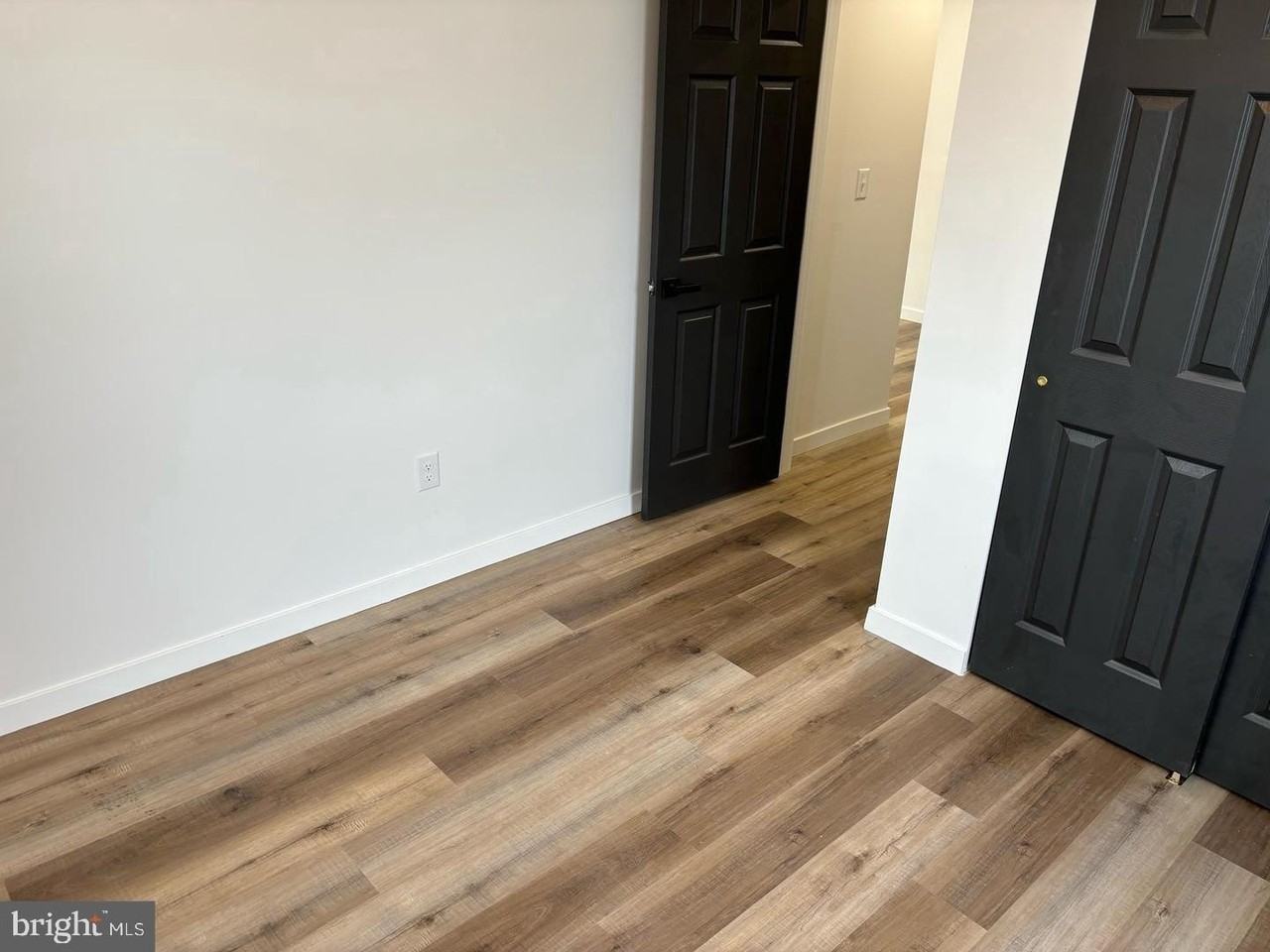 1019 S Broadway - Photo 7 of 27