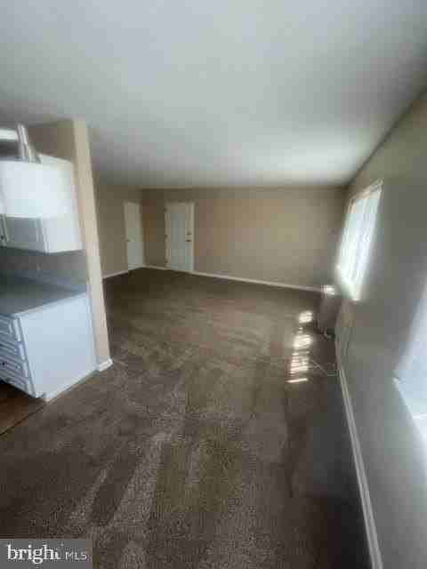 111 S 24th St #B - Photo 5 of 28