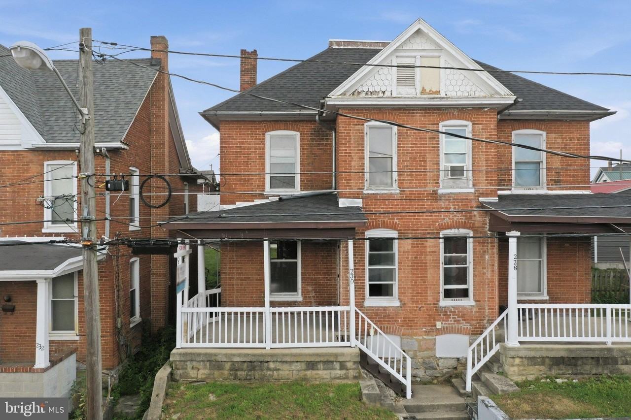 230 Ridge Ave