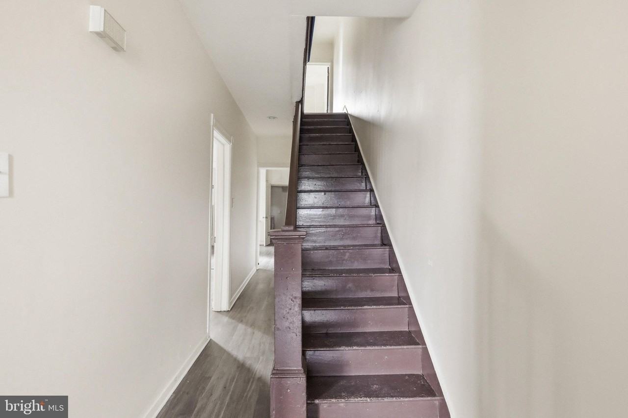 230 Ridge Ave - Photo 5 of 40