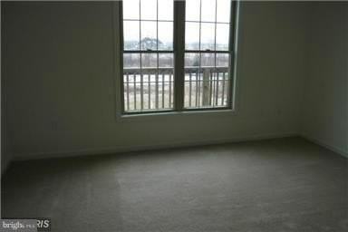 1910 Powell Dr #2C - Photo 5 of 5