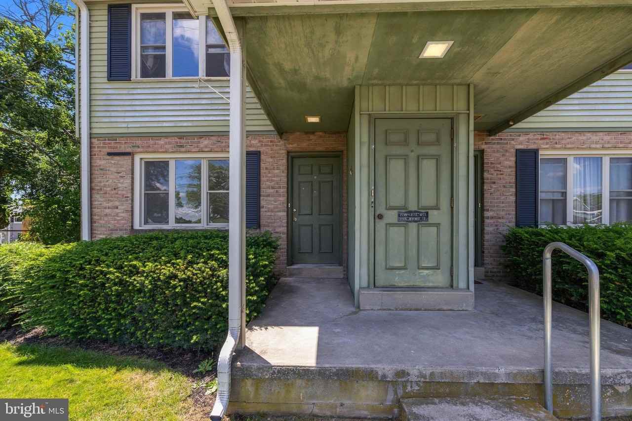 1504 Walnut St #A - Photo 3 of 16