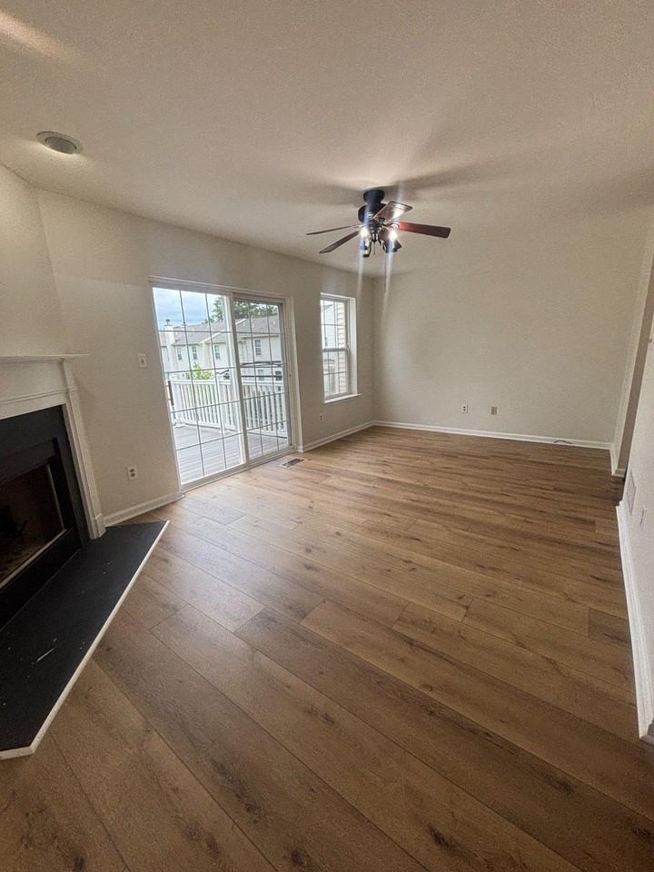 4220 Elm Ct - Photo 5 of 25