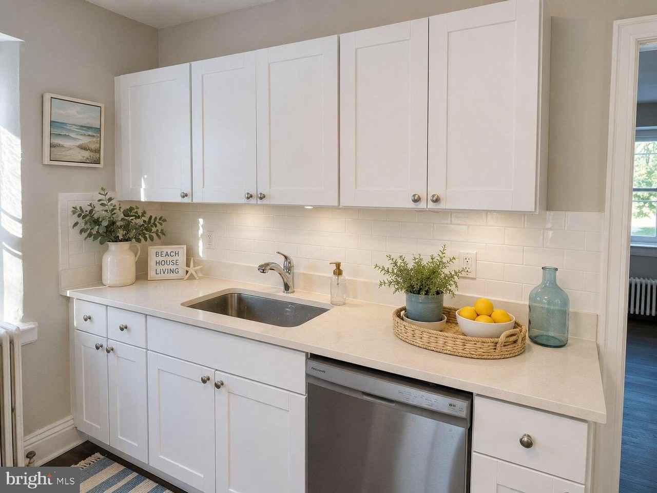 722 Faust Rd - Photo 4 of 17