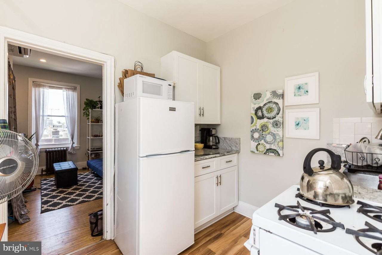 1331 Reed St #3 - Photo 6 of 11