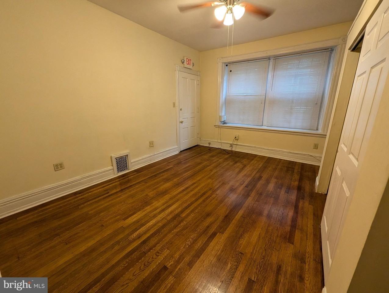 304 W School House Ln #1 - Photo 6 of 10