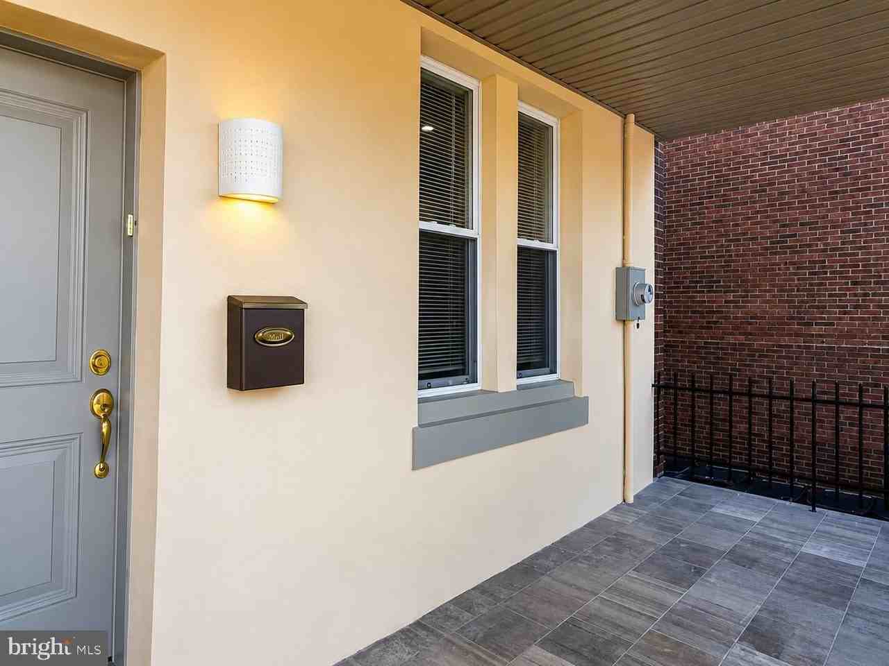 5148 Sansom St - Photo 2 of 21