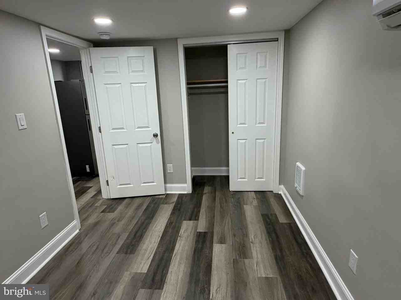 141 S 57th St - Photo 4 of 15