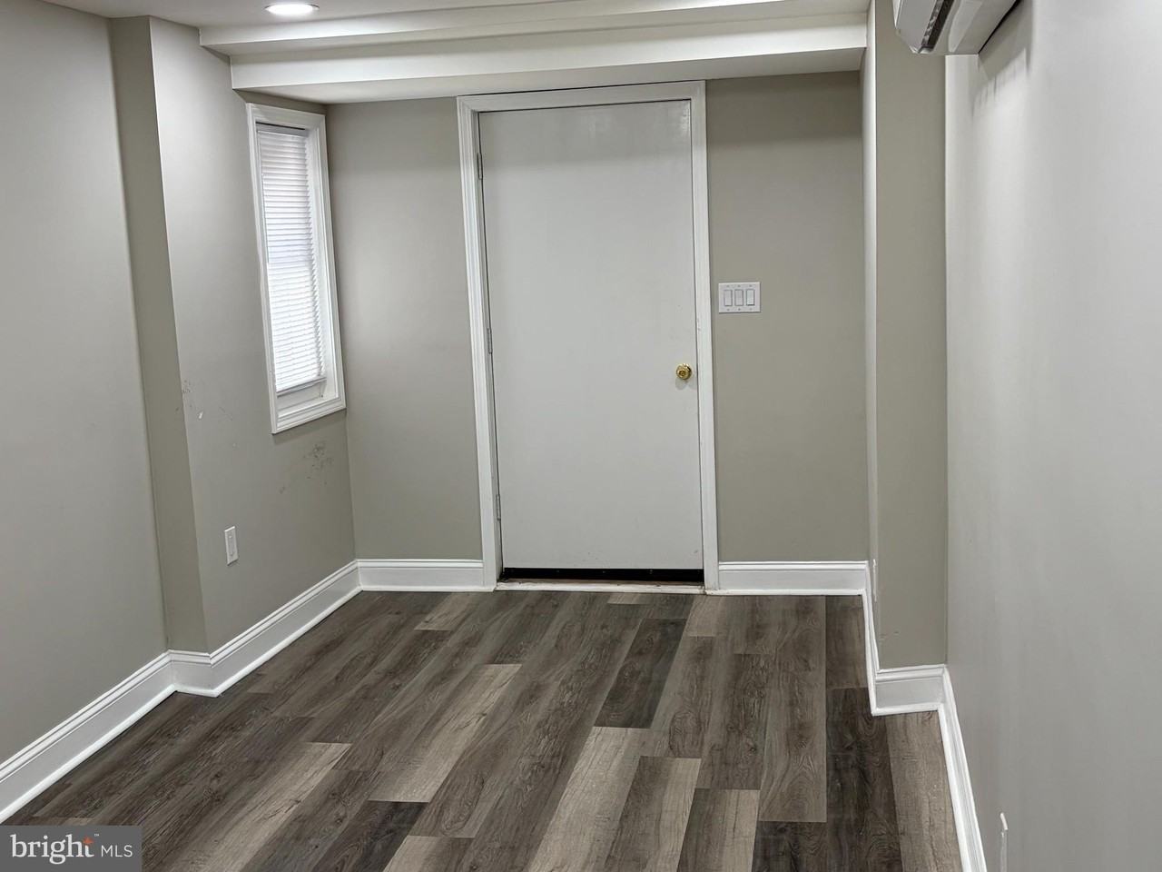 141 S 57th St - Photo 5 of 15
