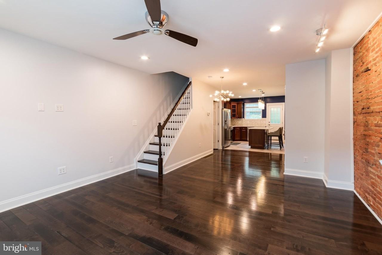 2017 Carpenter St - Photo 5 of 46