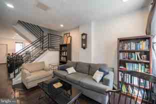 1770 Waterloo St - Photo 1 of 1