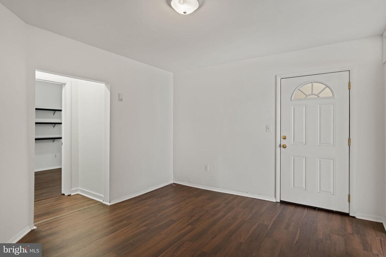 4617 Locust St #1 - Photo 2 of 24