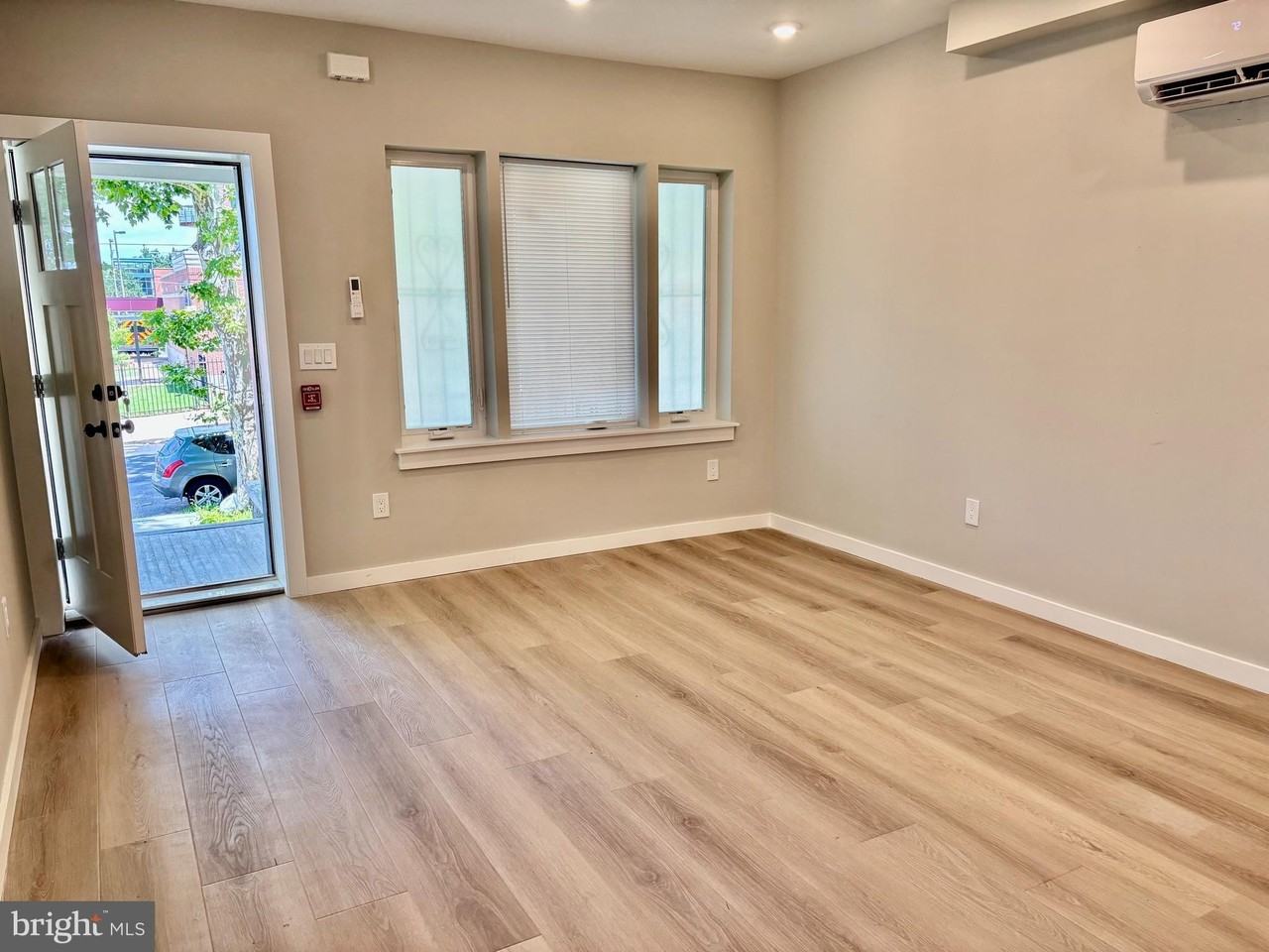 5356 Cedar Ave #1 - Photo 4 of 14