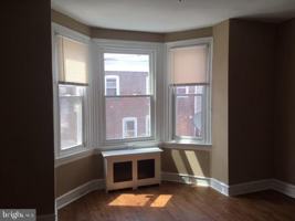 featured image of 703 W Annsbury St