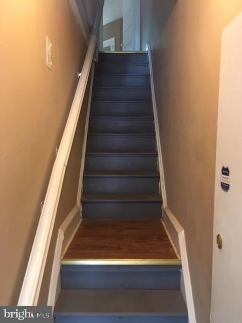 703 W Annsbury St - Photo 5 of 18