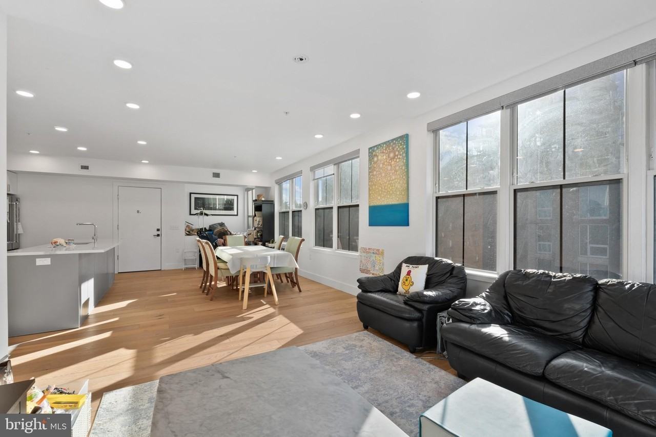 1245 N Pierce St #9 - Photo 7 of 26