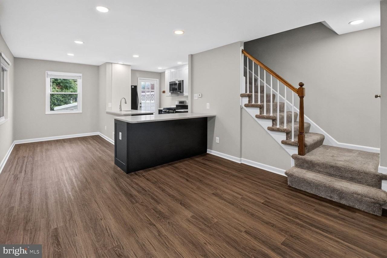 23 Underwood Pl - Photo 3 of 17