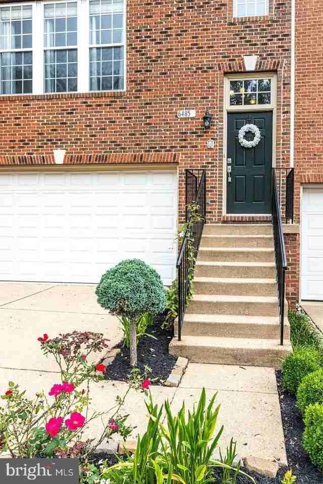6485 Sutcliffe Dr - Photo 6 of 50