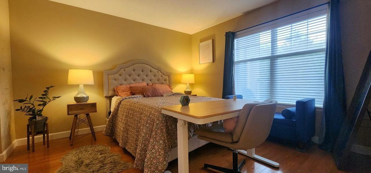 5563 Seminary Rd #303 - Photo 5 of 10