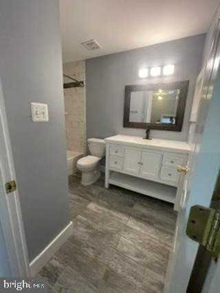 18531 Sierra Springs Sq - Photo 5 of 26