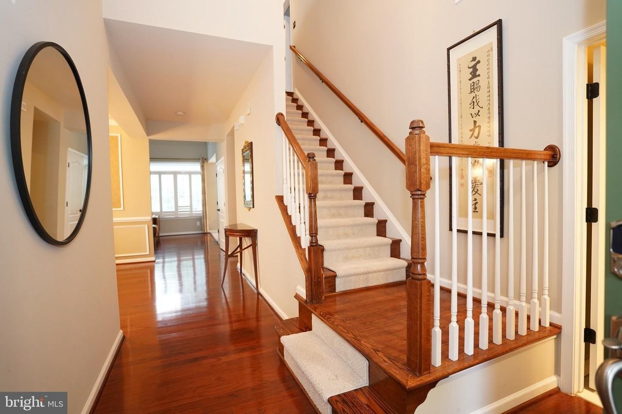 20779 Crescent Pointe Pl - Photo 3 of 36