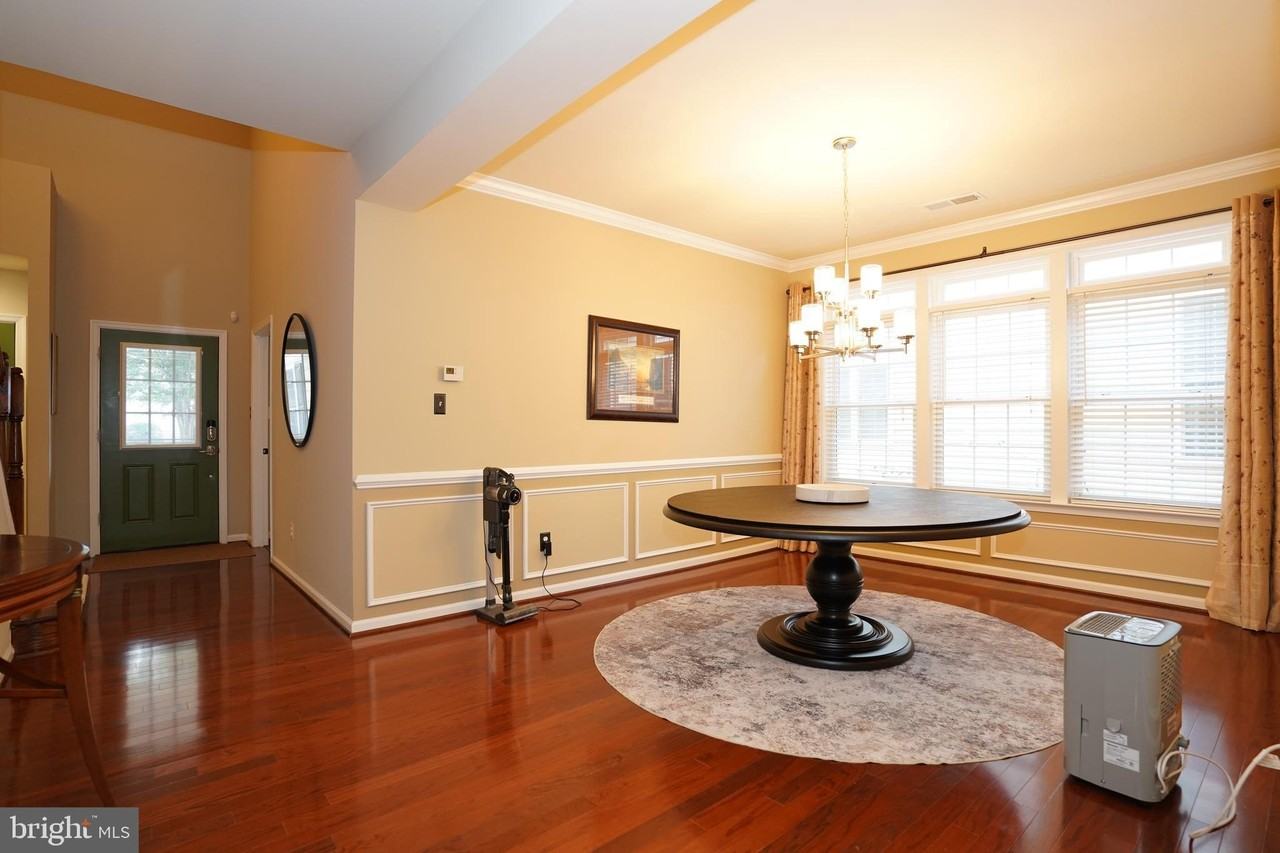 20779 Crescent Pointe Pl - Photo 6 of 36