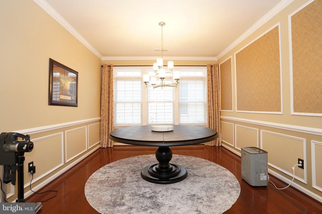 20779 Crescent Pointe Pl - Photo 7 of 36