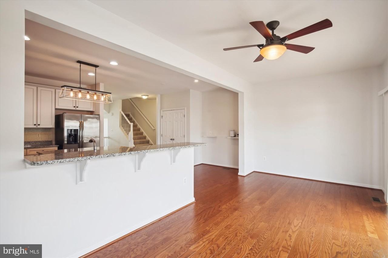9003 Belo Gate Dr - Photo 3 of 35