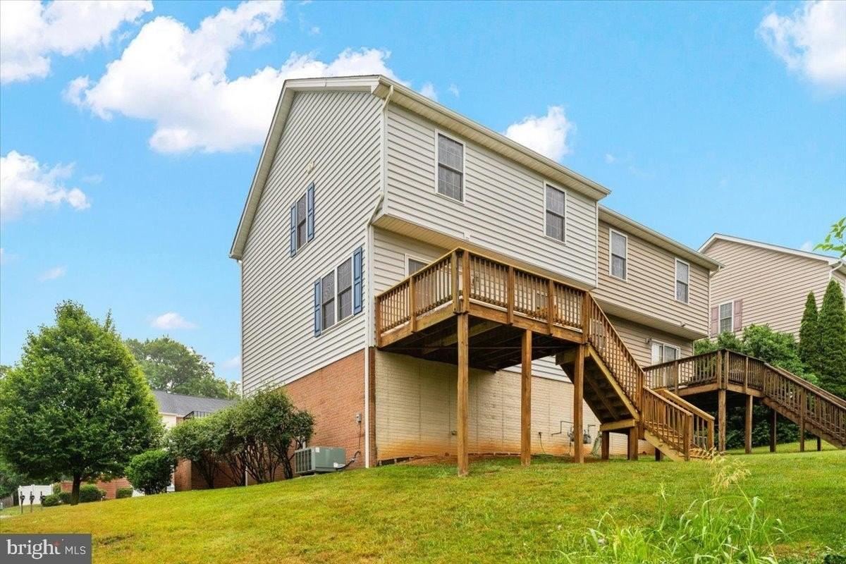 1957 Cidermill Ln - Photo 2 of 31