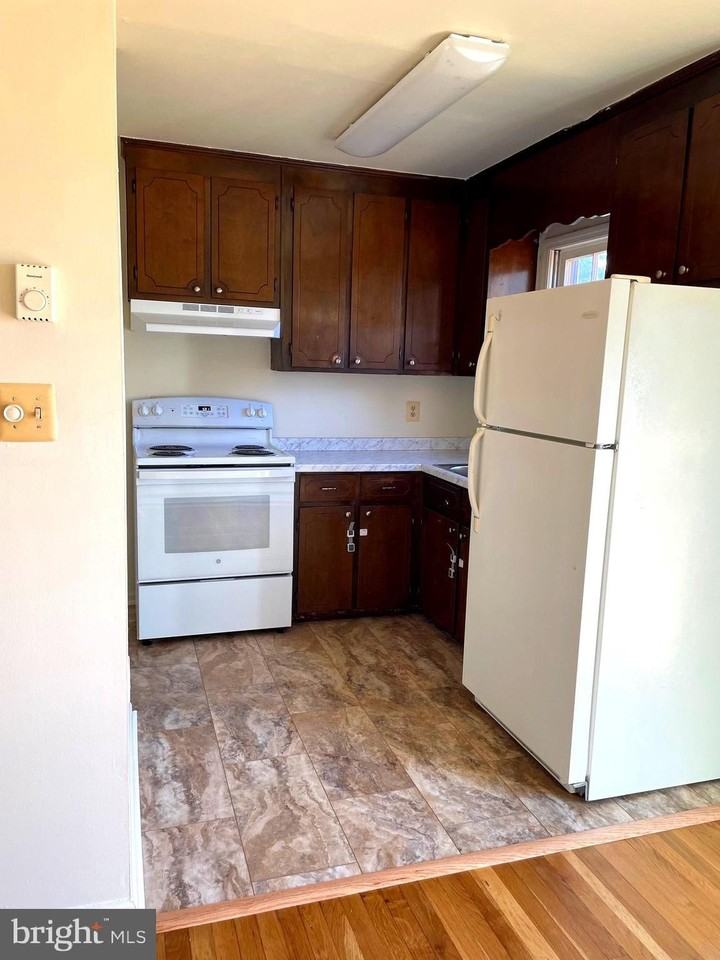 209-A S Shenandoah Ave - Photo 7 of 12