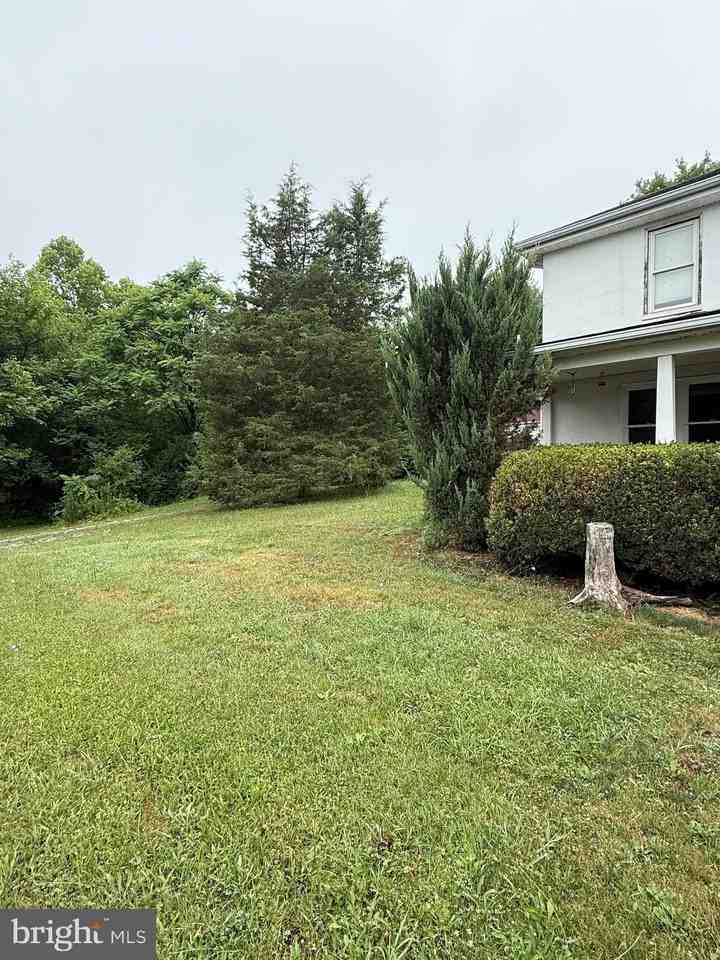 10860 Winchester Ave - Photo 4 of 30