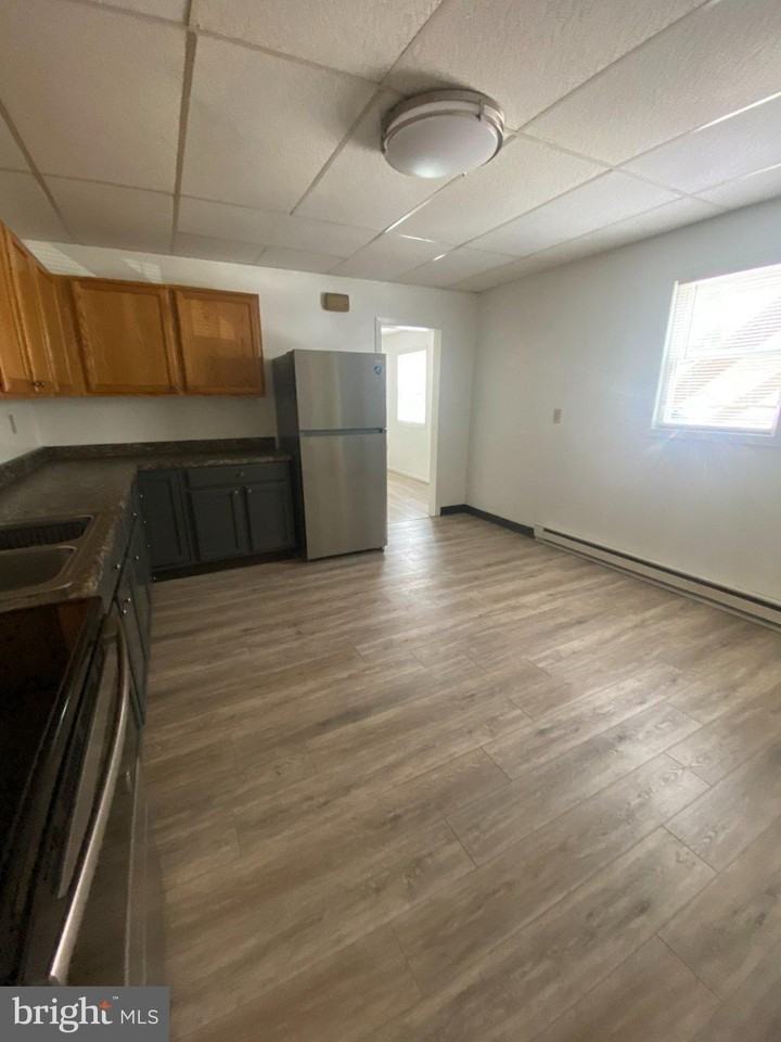 117 E High St - Photo 6 of 17