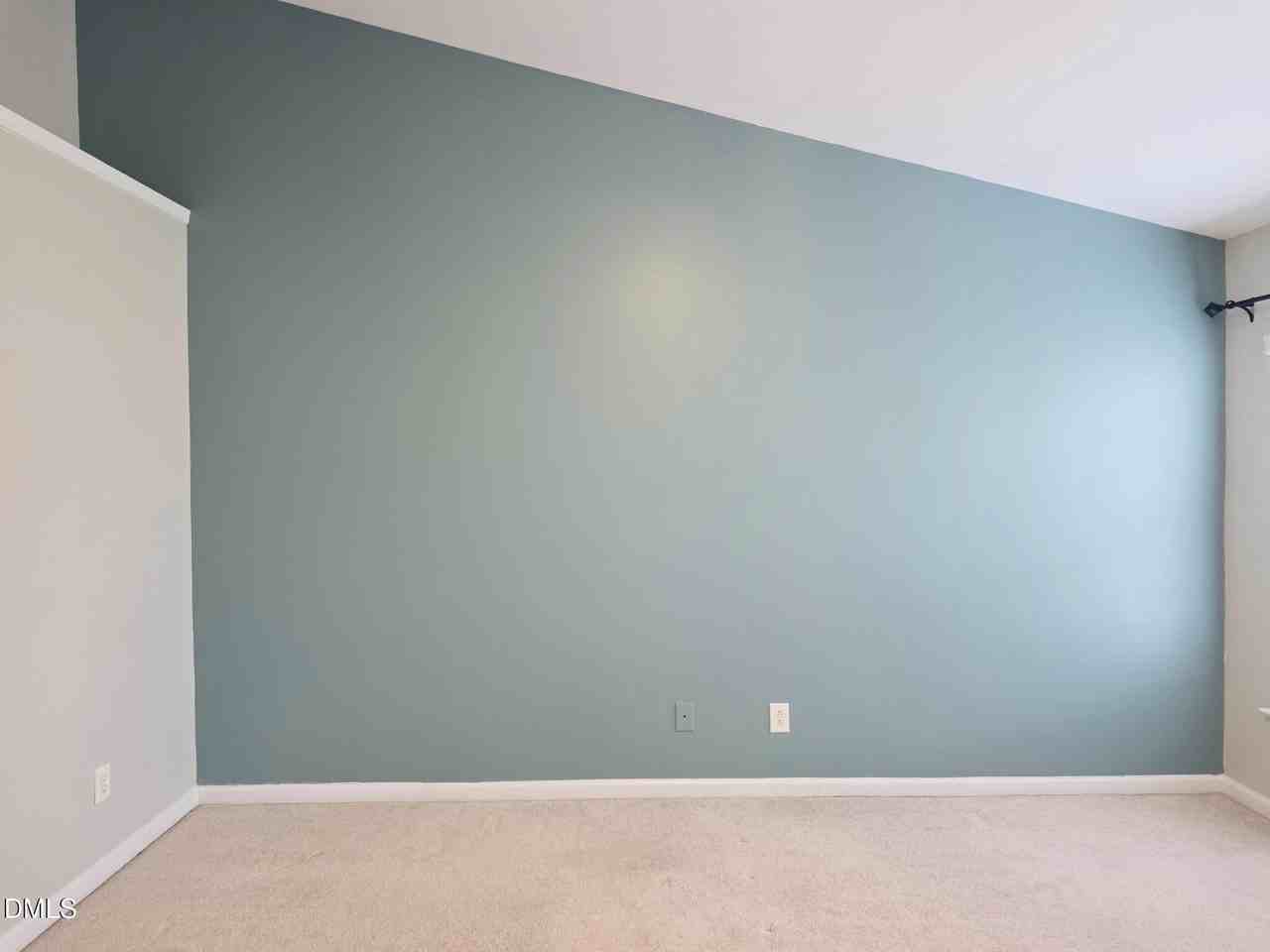 124 Braeside Ct - Photo 3 of 28