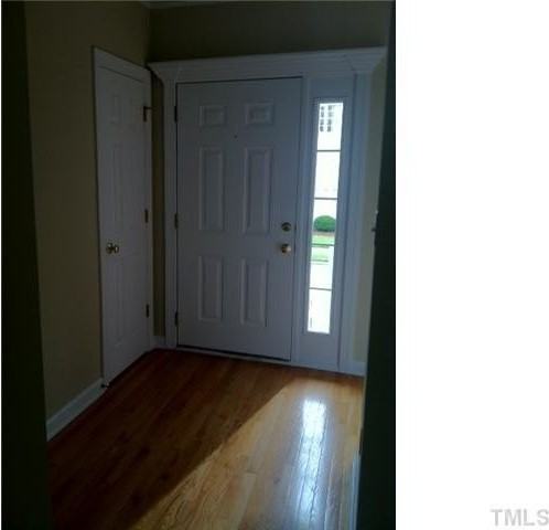 105 Madison Grove Pl - Photo 2 of 14
