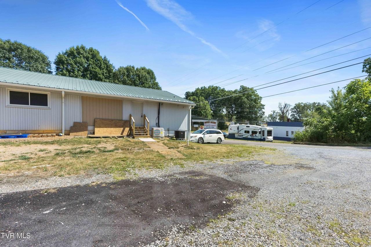 17329 Lee Hwy #2 - Photo 3 of 15