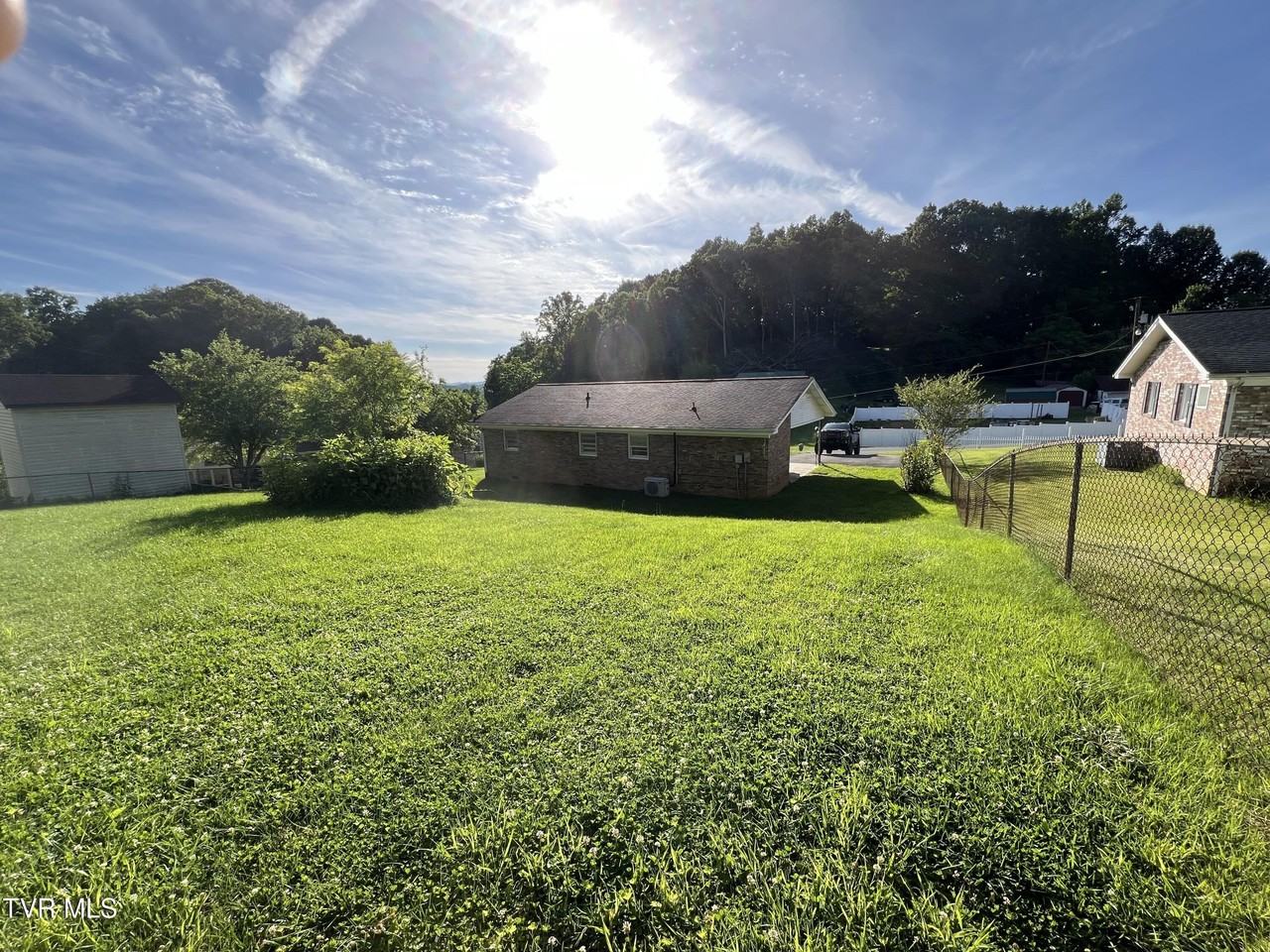 216 Spurgeon Rd - Photo 2 of 17