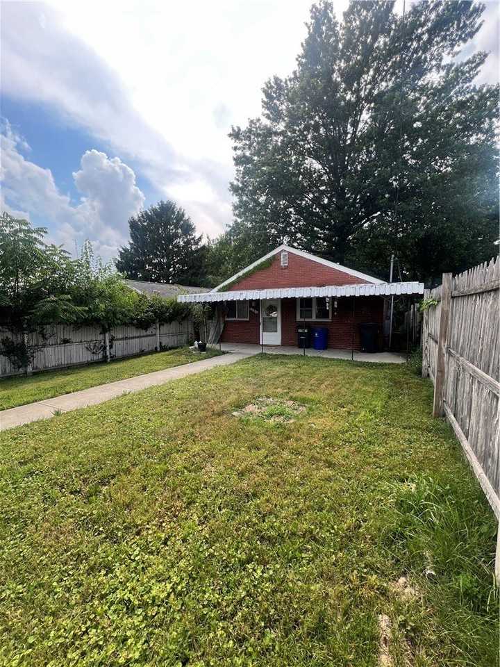731 N Atlantic Ave - Photo 2 of 24