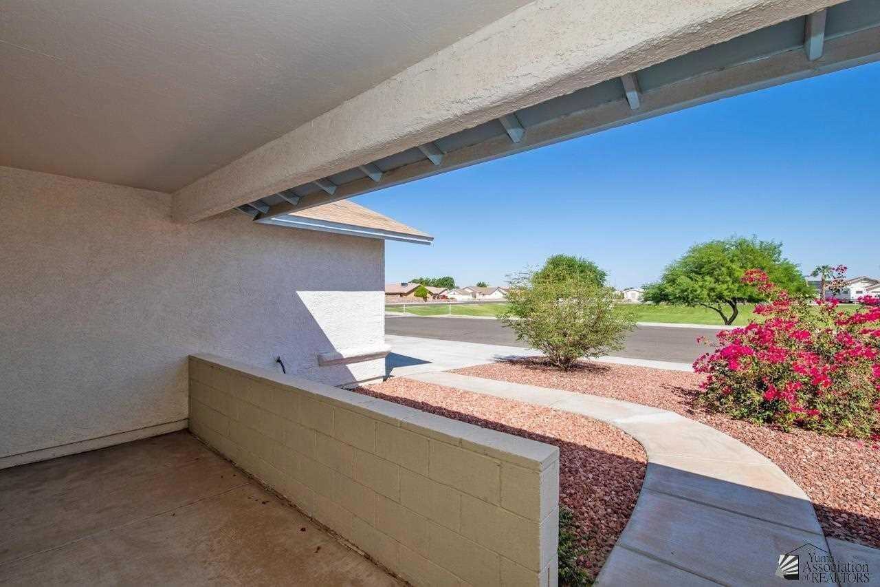 10313 E 38th Pl - Photo 2 of 20