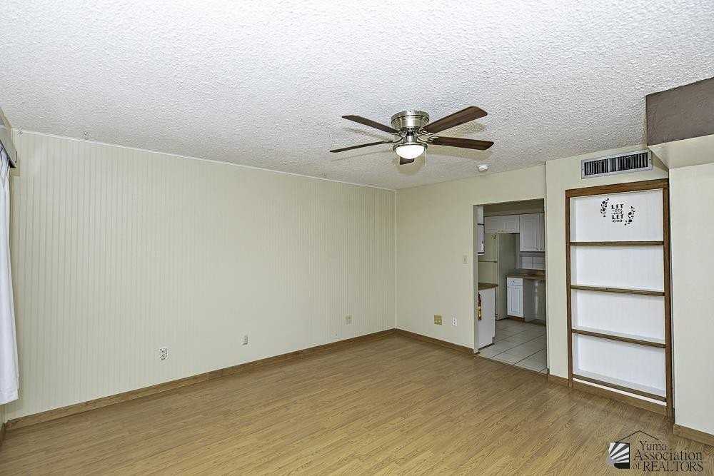 2662 S Madison Ave - Photo 3 of 21