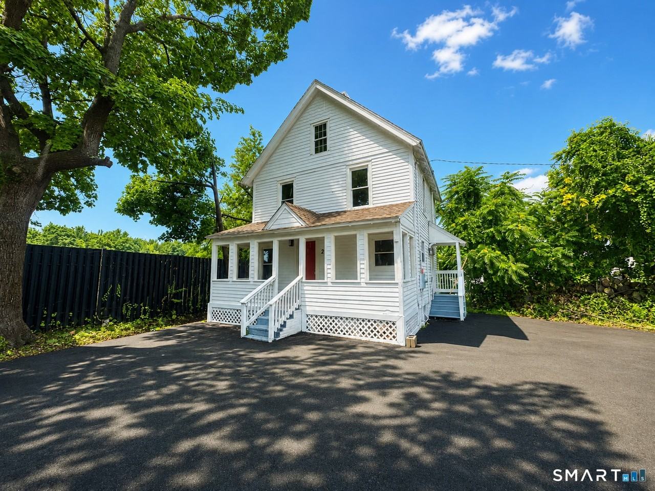 205B Laurel St - Photo 2 of 23