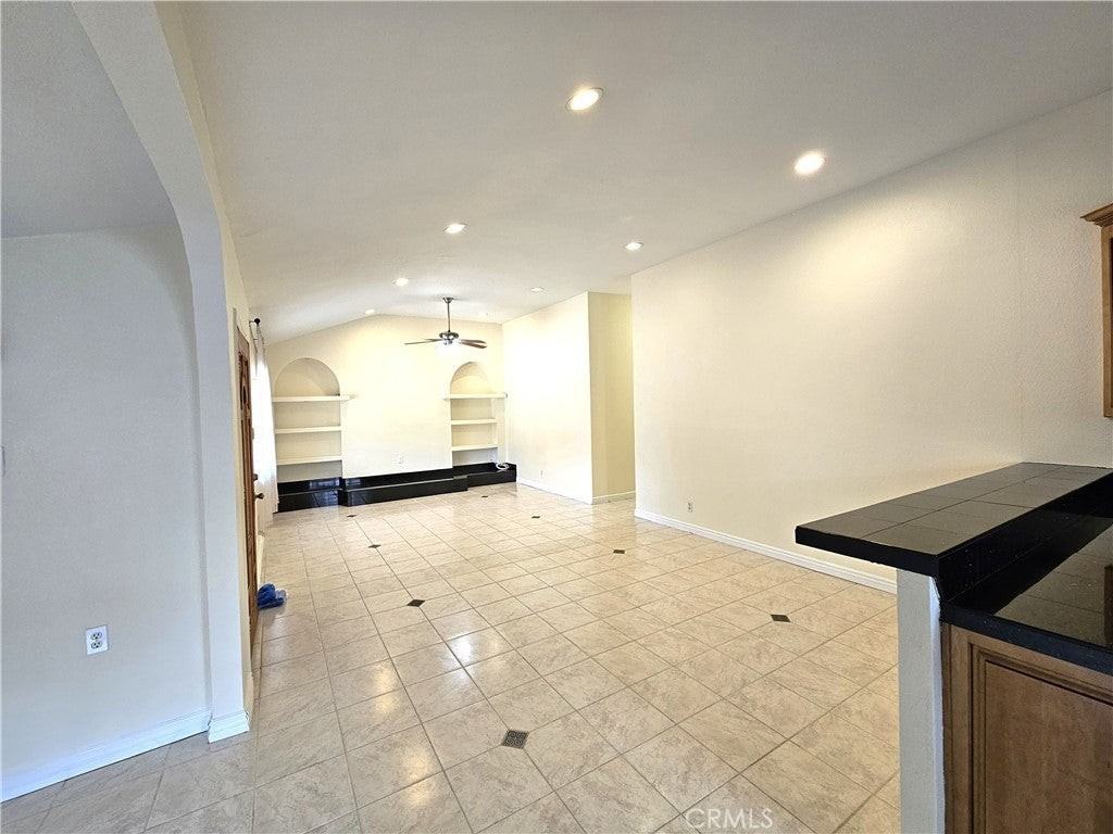 609 Lorena Ave - Photo 4 of 29
